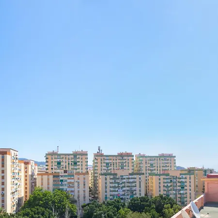 Luminoso Y Tranquilo Apartamento Cerca Del Centro Апартаменты *